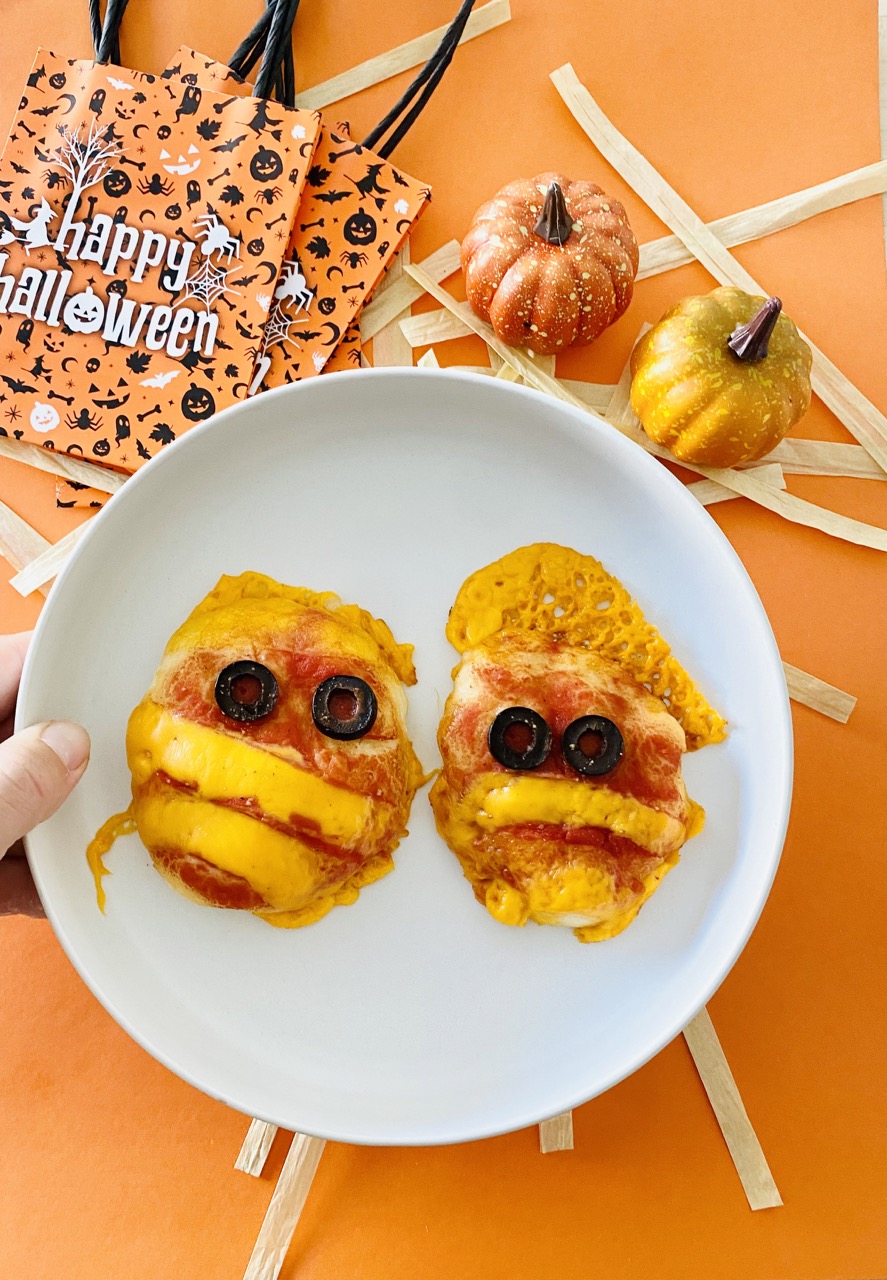 mini-pizzas halloween